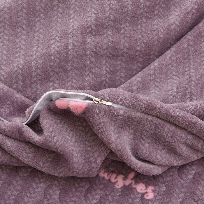 91家纺网 家纺一手货源 找家纺 艺慕家纺 2025新款时尚印花牛奶绒床盖四件套 樱桃时光