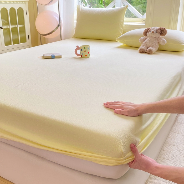 91家纺网 家纺一手货源 找家纺 朵朵家纺  2025新款超柔纯色单床笠单品学生宿舍床垫保护套  奶黄