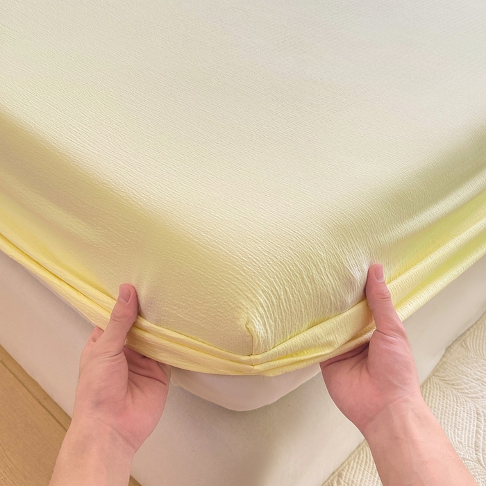 91家纺网 家纺一手货源 找家纺 朵朵家纺  2025新款超柔纯色单床笠单品学生宿舍床垫保护套  奶黄