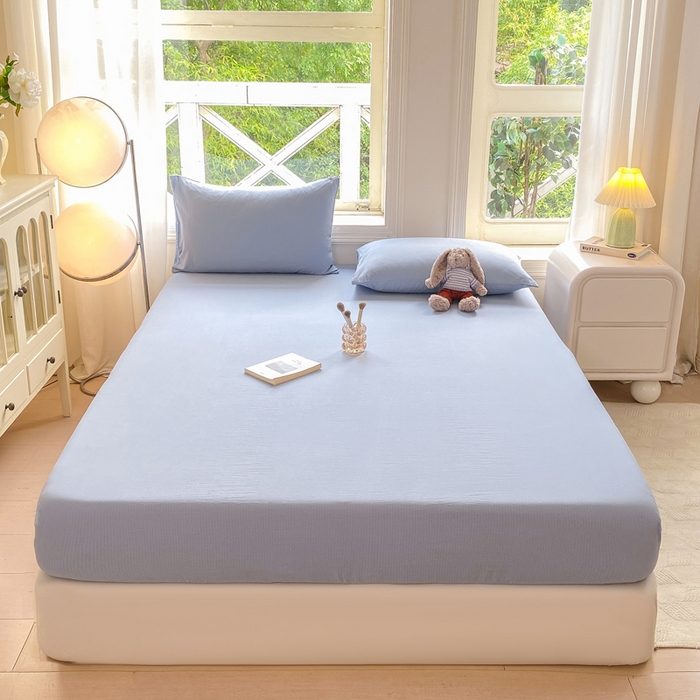 91家纺网 家纺一手货源 找家纺 朵朵家纺  2025新款超柔纯色单床笠单品学生宿舍床垫保护套  雾蓝