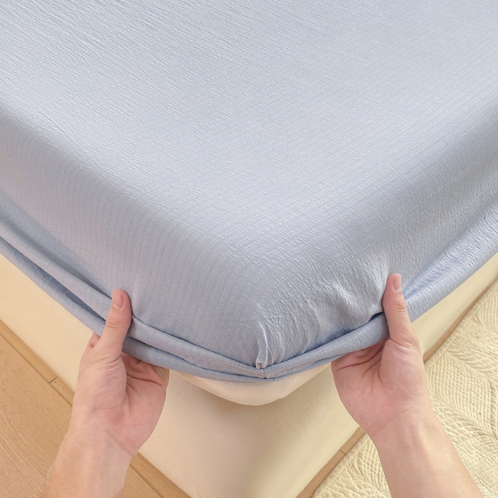 91家纺网 家纺一手货源 找家纺 朵朵家纺  2025新款超柔纯色单床笠单品学生宿舍床垫保护套  雾蓝