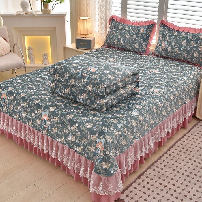 91家纺网 家纺一手货源 找家纺 艺慕家纺 2025新款时尚印花牛奶绒床盖四件套 花田公主