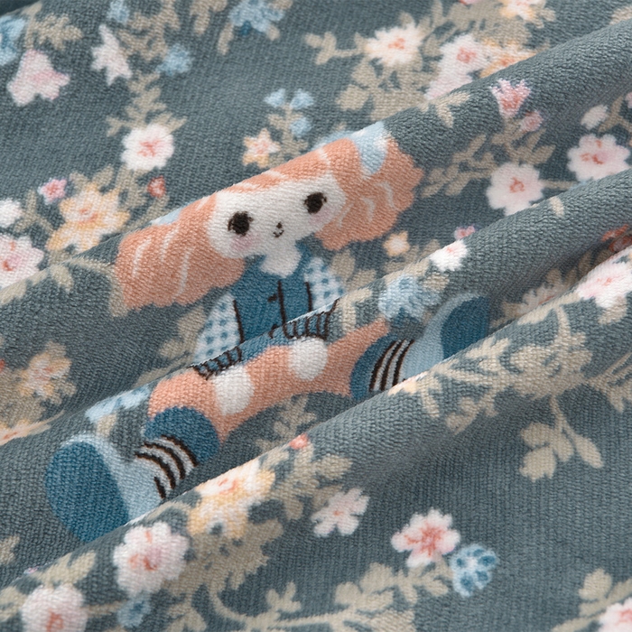 91家纺网 家纺一手货源 找家纺 艺慕家纺 2025新款时尚印花牛奶绒床盖四件套 花田公主