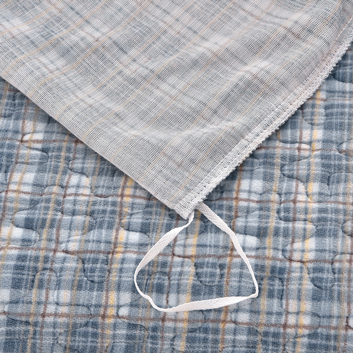 91家纺网 家纺一手货源 找家纺 艺慕家纺 2025新款时尚印花牛奶绒床盖四件套 格韵