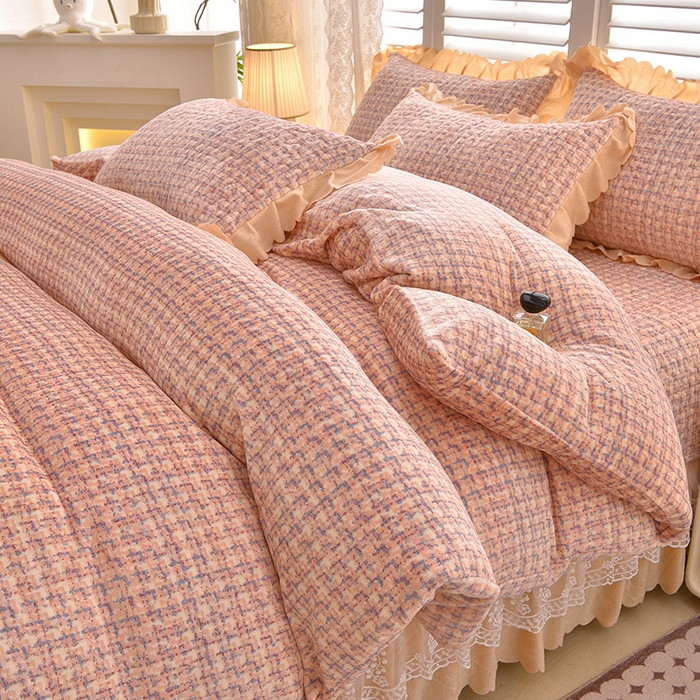 91家纺网 家纺一手货源 找家纺 艺慕家纺 2025新款时尚印花牛奶绒床盖四件套 波西米亚