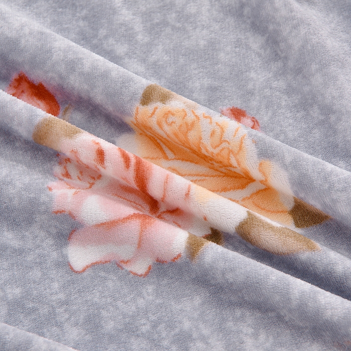 91家纺网 家纺一手货源 找家纺 艺慕家纺 2025新款时尚印花牛奶绒床盖四件套 国色天香