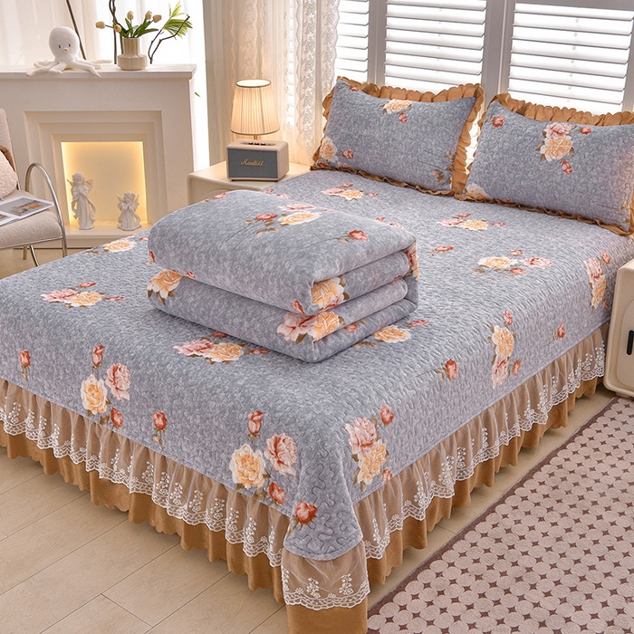 91家纺网 家纺一手货源 找家纺 艺慕家纺 2025新款时尚印花牛奶绒床盖四件套 国色天香