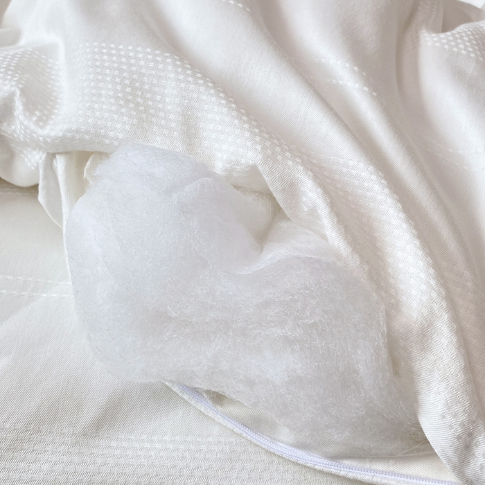 91家纺网 家纺一手货源 找家纺 （总）未来家居 2025新款SPD002绅士澳绒暖豆被全棉小提花绅士条黄金澳绒暖豆夏被春秋被冬被被子被芯