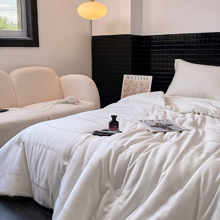 91家纺网 家纺一手货源 找家纺 （总）未来家居 2025新款SPD003 全棉缎格51%羊毛被夏被春秋被冬被被子被芯