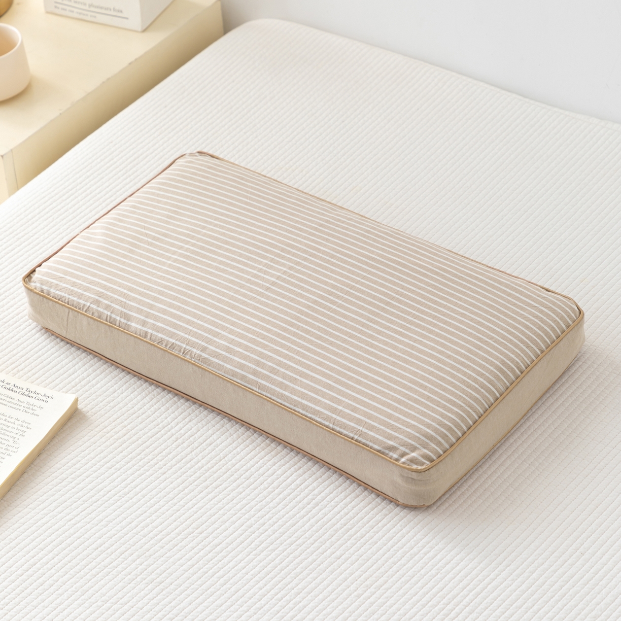 91家纺网 家纺一手货源 找家纺 大熊枕芯 2025新款全棉水洗棉简约荞麦枕头枕芯 简约全棉-条纹咖