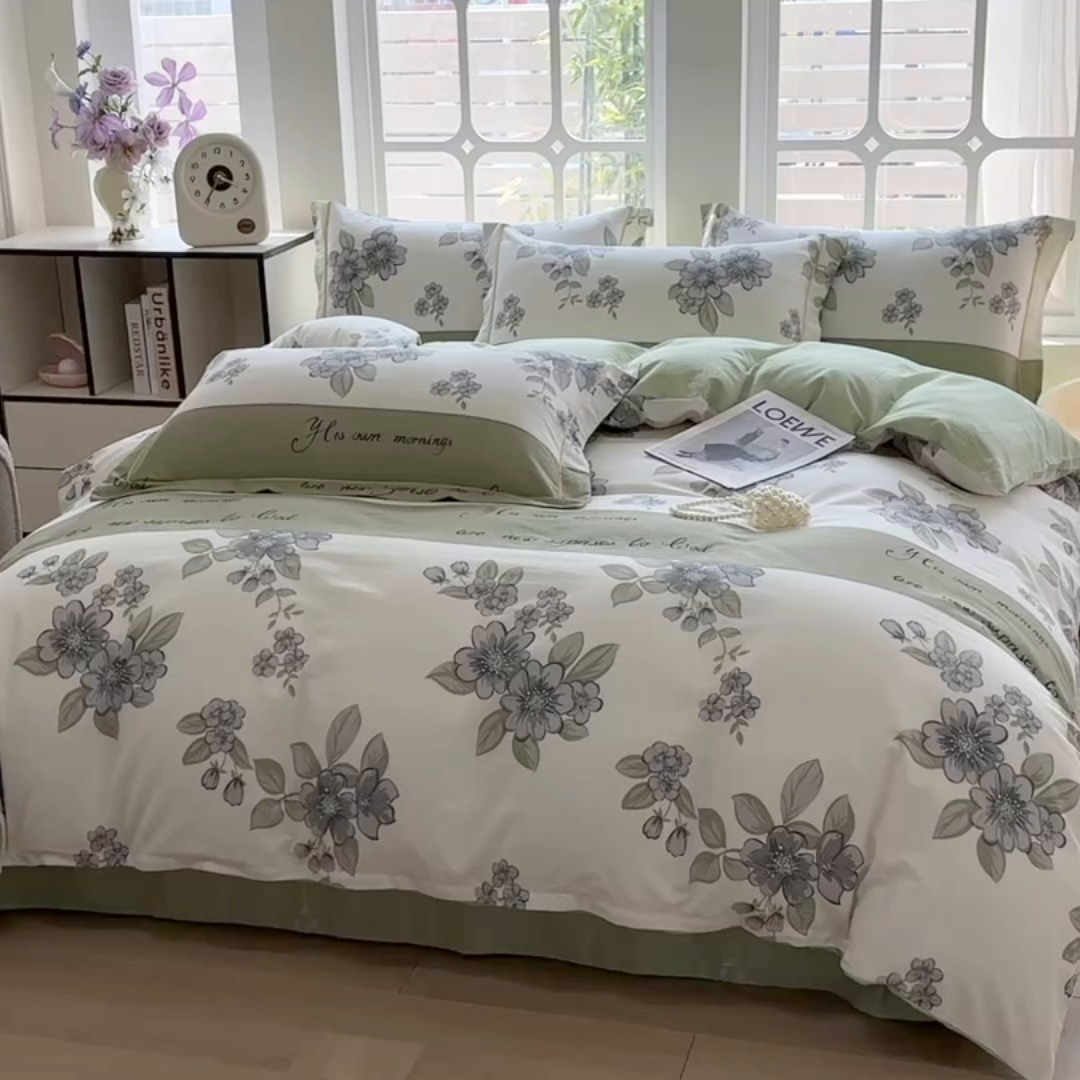 91家纺网 家纺一手货源 找家纺 宇彬家纺 2025新款13070全棉纯棉印花单被套一字绣工艺款 一字绣 暗香