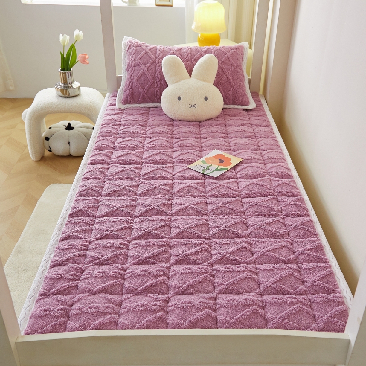 91家纺网 家纺一手货源 找家纺 缦吉 2025新款学生款高克重塔芙蓉床褥床护垫 优雅紫（全网最低）