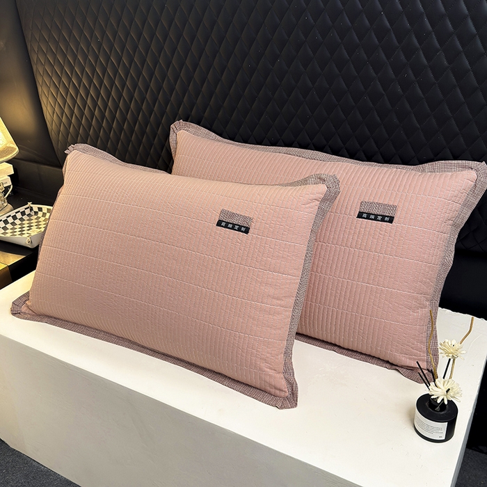 91家纺网 家纺一手货源 找家纺 呦呦南宋 纯棉绗缝40x60cm现代风单品枕头套水洗棉中层夹棉拉链款全棉高端定制平边枕套 平边橙