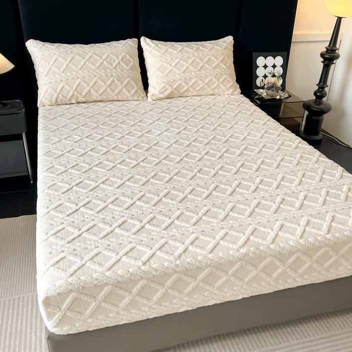 91家纺网 家纺一手货源 找家纺 米瑞娜 2025秋冬新款塔芙绒床笠跨境外贸单品尺寸齐全 白色