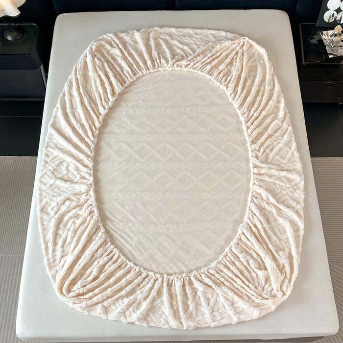 91家纺网 家纺一手货源 找家纺 米瑞娜 2025秋冬新款塔芙绒床笠跨境外贸单品尺寸齐全 白色