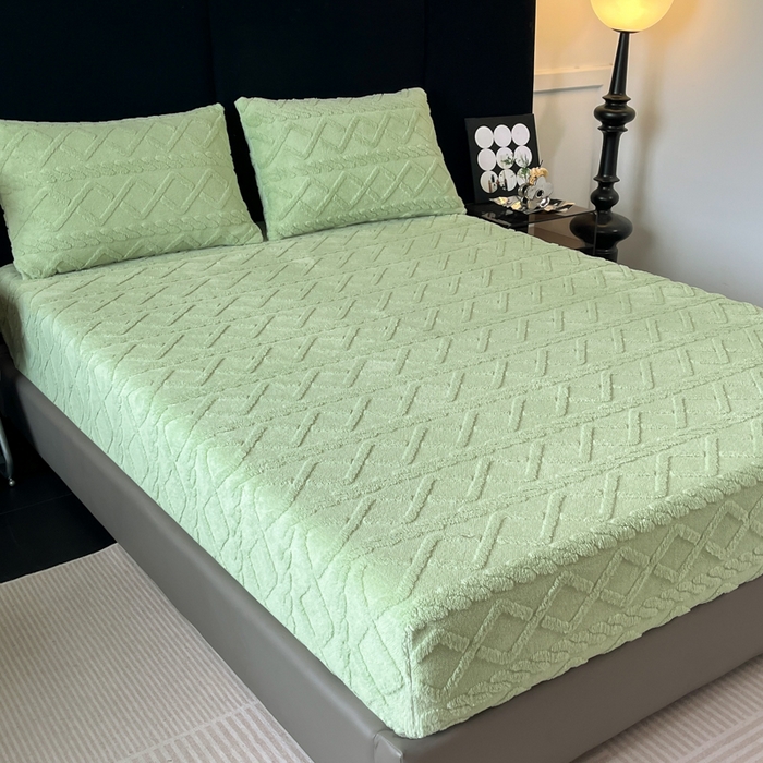 91家纺网 家纺一手货源 找家纺 米瑞娜 2025秋冬新款塔芙绒床笠跨境外贸单品尺寸齐全 果绿