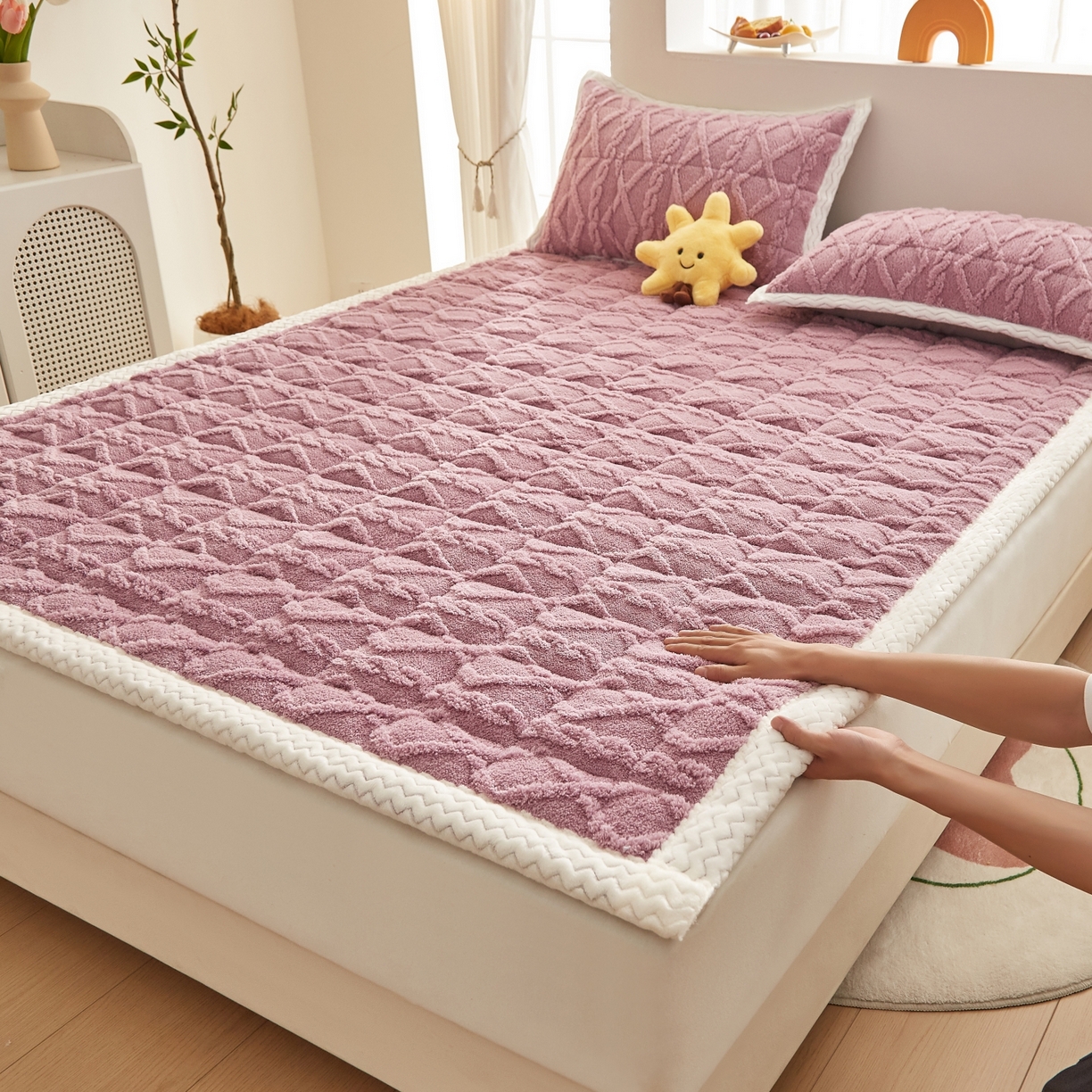 91家纺网 家纺一手货源 找家纺 （总）缦吉 2025新款成人款高克重塔芙蓉床褥床护垫（全网最低）