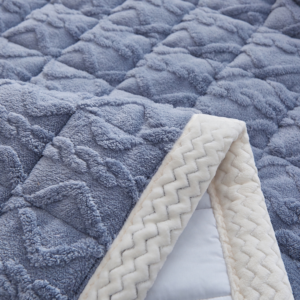 91家纺网 家纺一手货源 找家纺 缦吉 2025新款成人款高克重塔芙蓉床褥床护垫 格调灰（全网最低）