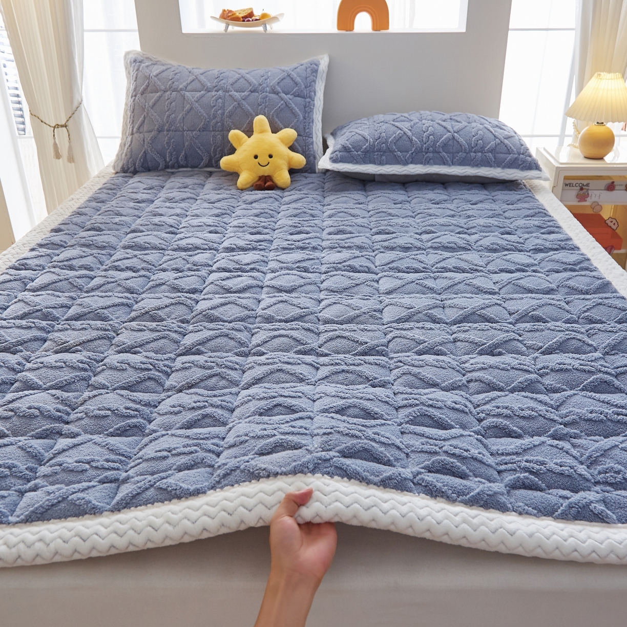 91家纺网 家纺一手货源 找家纺 缦吉 2025新款成人款高克重塔芙蓉床褥床护垫 格调灰（全网最低）