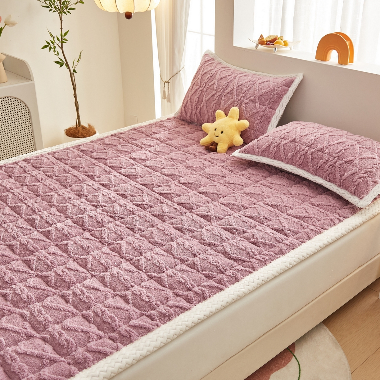 91家纺网 家纺一手货源 找家纺 （总）缦吉 2025新款成人款高克重塔芙蓉床褥床护垫（全网最低）