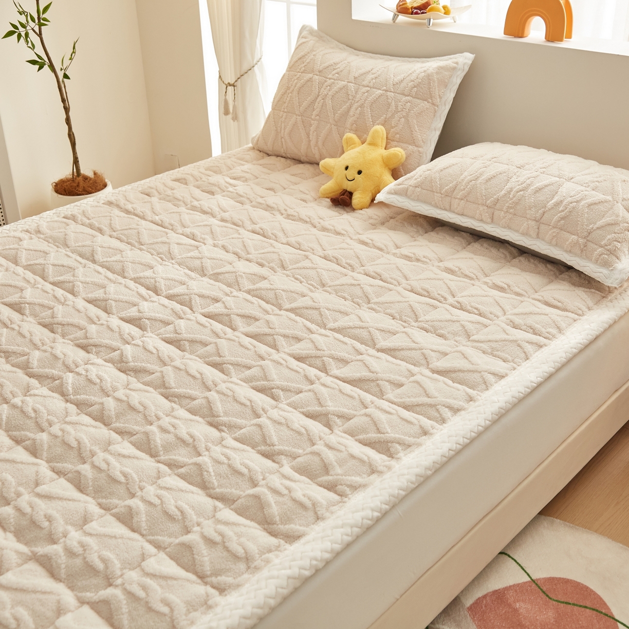 91家纺网 家纺一手货源 找家纺 缦吉 2025新款成人款高克重塔芙蓉床褥床护垫 奶油白（全网最低）