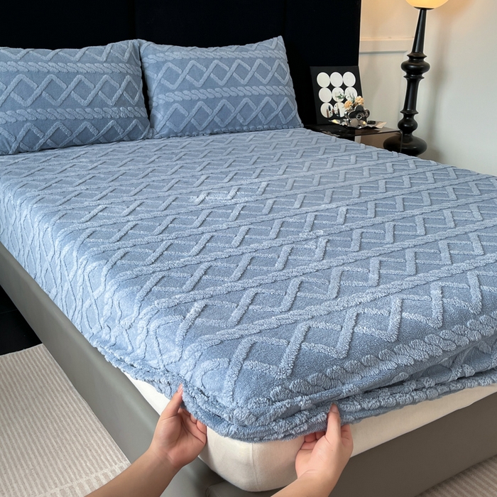 91家纺网 家纺一手货源 找家纺 米瑞娜 2025秋冬新款塔芙绒床笠跨境外贸单品尺寸齐全 蓝灰色