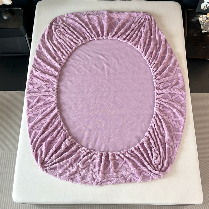 91家纺网 家纺一手货源 找家纺 米瑞娜 2025秋冬新款塔芙绒床笠跨境外贸单品尺寸齐全 浅紫