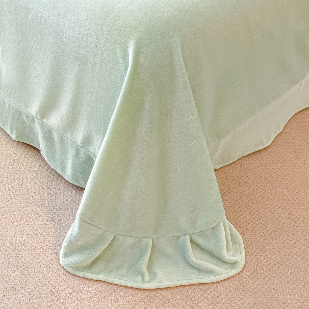 91家纺网 家纺一手货源 找家纺 （总）凯美家居 2025新款A类牛奶绒蕾丝刺绣四件套-锦上添花