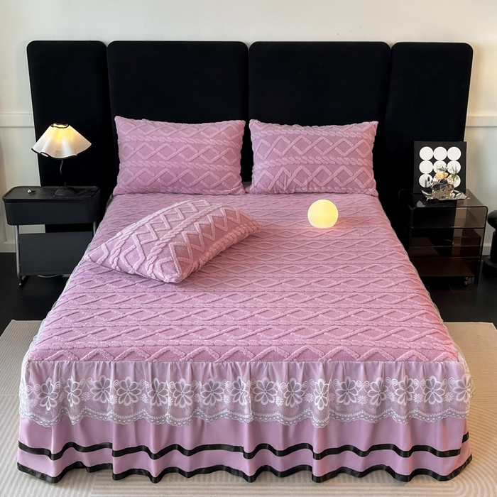 91家纺网 家纺一手货源 找家纺 米瑞娜  2025新款塔芙绒雕花蕾丝床裙跨境外贸 浅紫