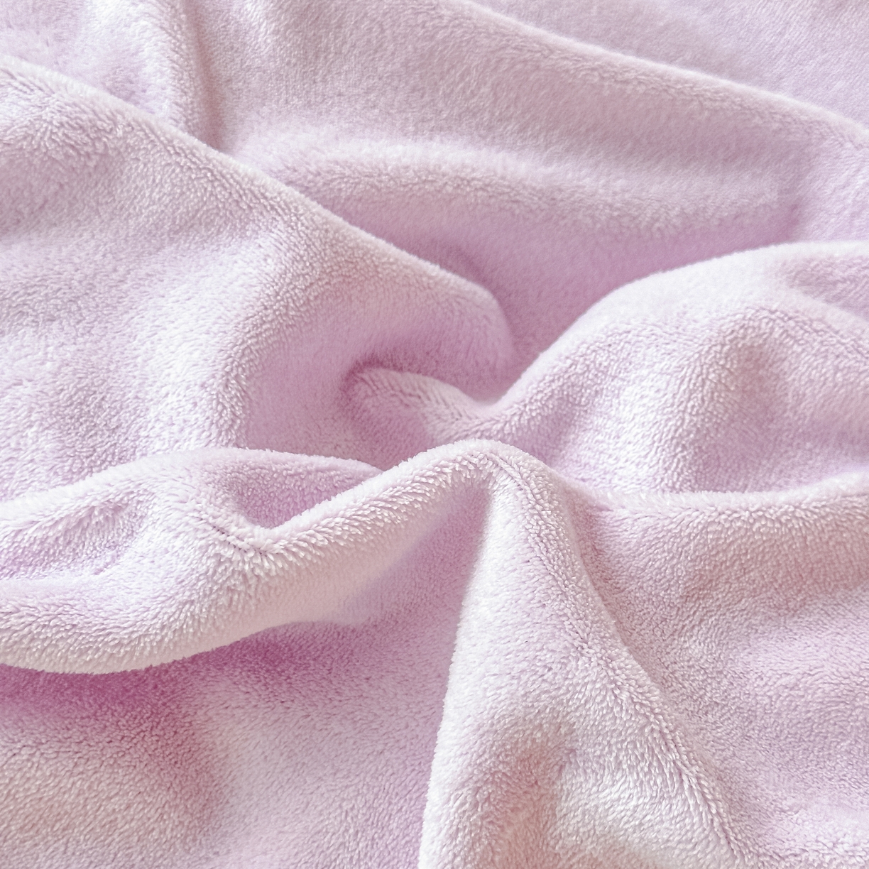 91家纺网 家纺一手货源 找家纺 凯美家居 2025新款A类牛奶绒蕾丝刺绣四件套-锦上添花 锦上添花-浅紫