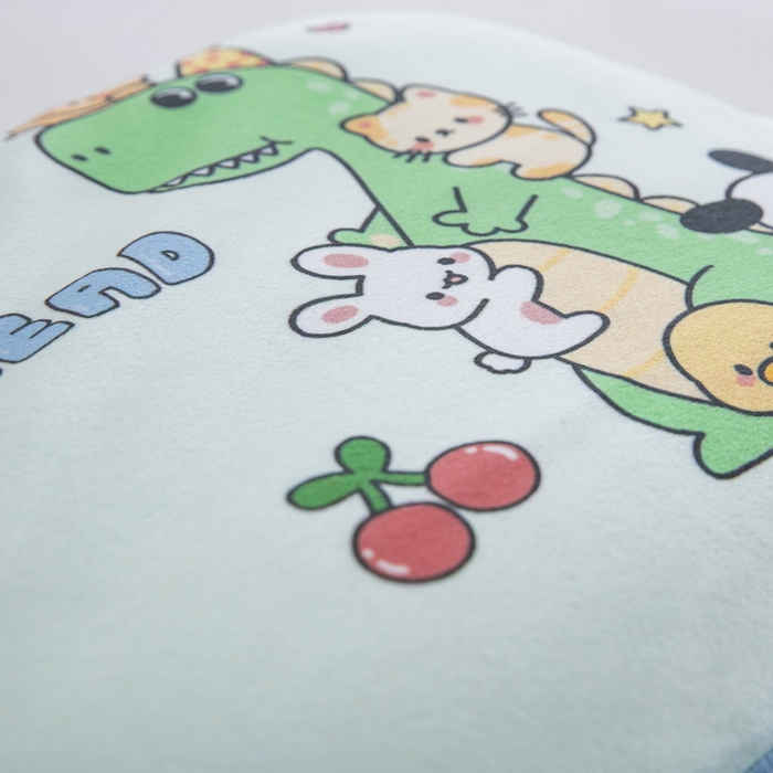 91家纺网 家纺一手货源 找家纺 大黄蜂家居家纺 2025新款秋冬水晶绒儿童包边定位枕套枕头枕芯 小恐龙