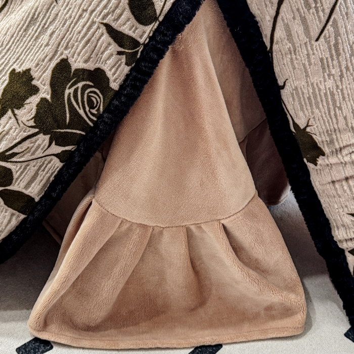 91家纺网 家纺一手货源 找家纺 诺梵家纺 2025新款兔毛绒包边 雕花绒四件套 花魅-咖