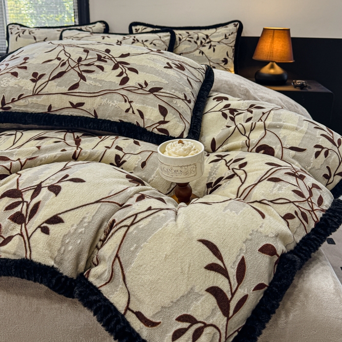 91家纺网 家纺一手货源 找家纺 诺梵家纺 2025新款兔毛绒包边 雕花绒四件套 苏乡