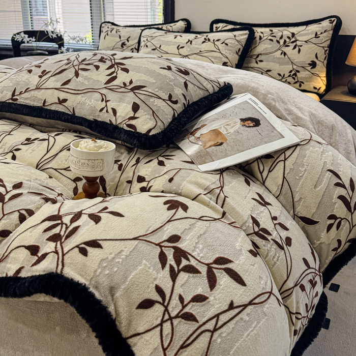 诺梵家纺 2025新款兔毛绒包边 雕花绒四件套 苏乡