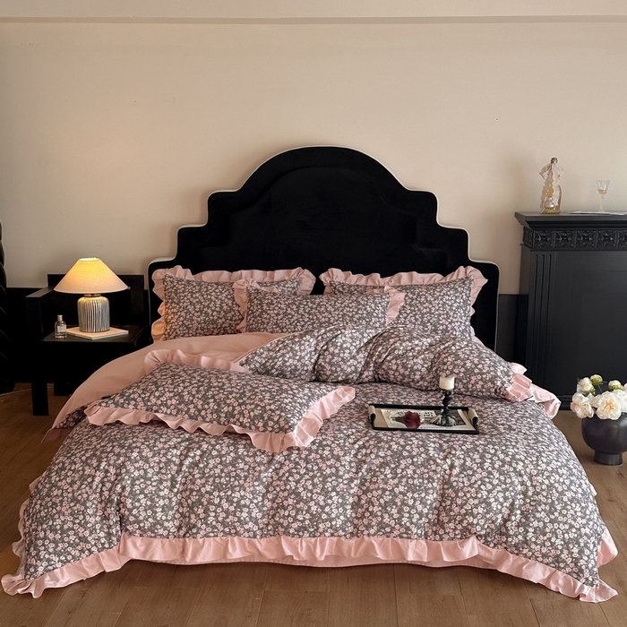 91家纺网 家纺一手货源 找家纺 慕晨 2025新款秋冬全棉纯棉加厚磨毛法式花边数码印简奢高级公主风四件套直播热卖 浪漫人生 粉