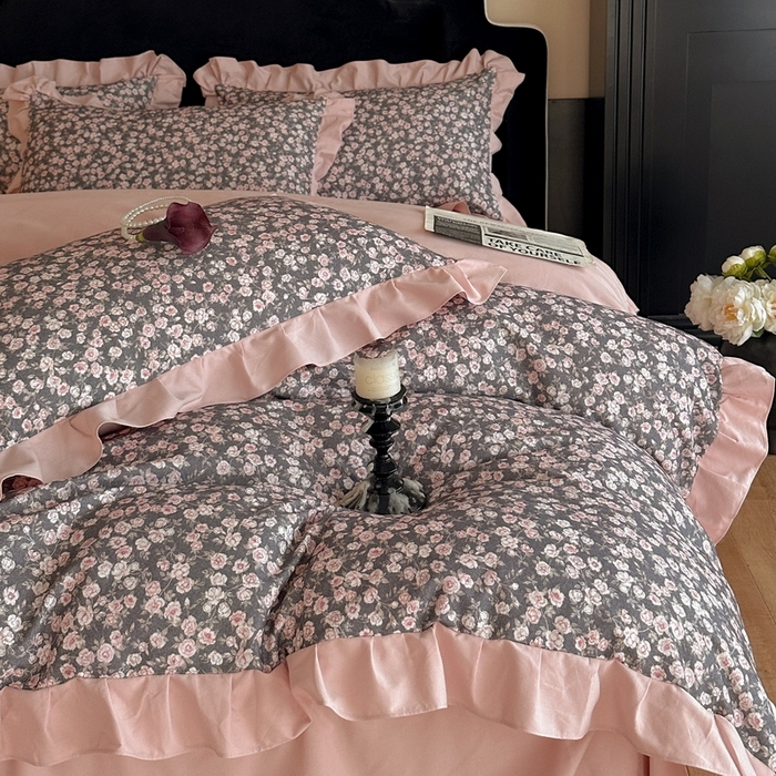 91家纺网 家纺一手货源 找家纺 慕晨 2025新款秋冬全棉纯棉加厚磨毛法式花边数码印简奢高级公主风四件套直播热卖 浪漫人生 粉