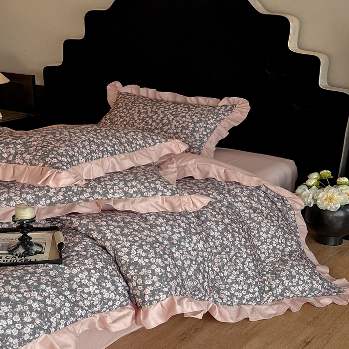 91家纺网 家纺一手货源 找家纺 慕晨 2025新款秋冬全棉纯棉加厚磨毛法式花边数码印简奢高级公主风四件套直播热卖 浪漫人生 粉