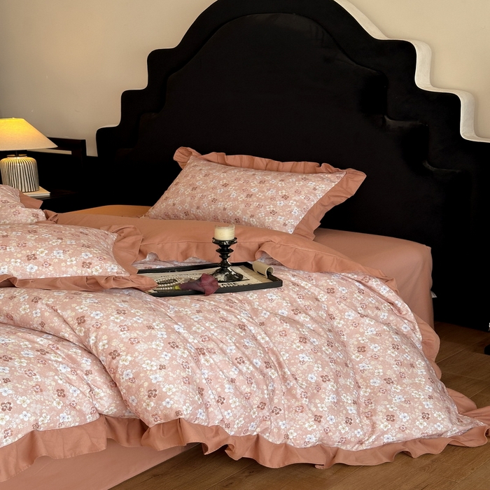 91家纺网 家纺一手货源 找家纺 慕晨 2025新款秋冬全棉纯棉加厚磨毛法式花边数码印简奢高级公主风四件套直播热卖 米朵