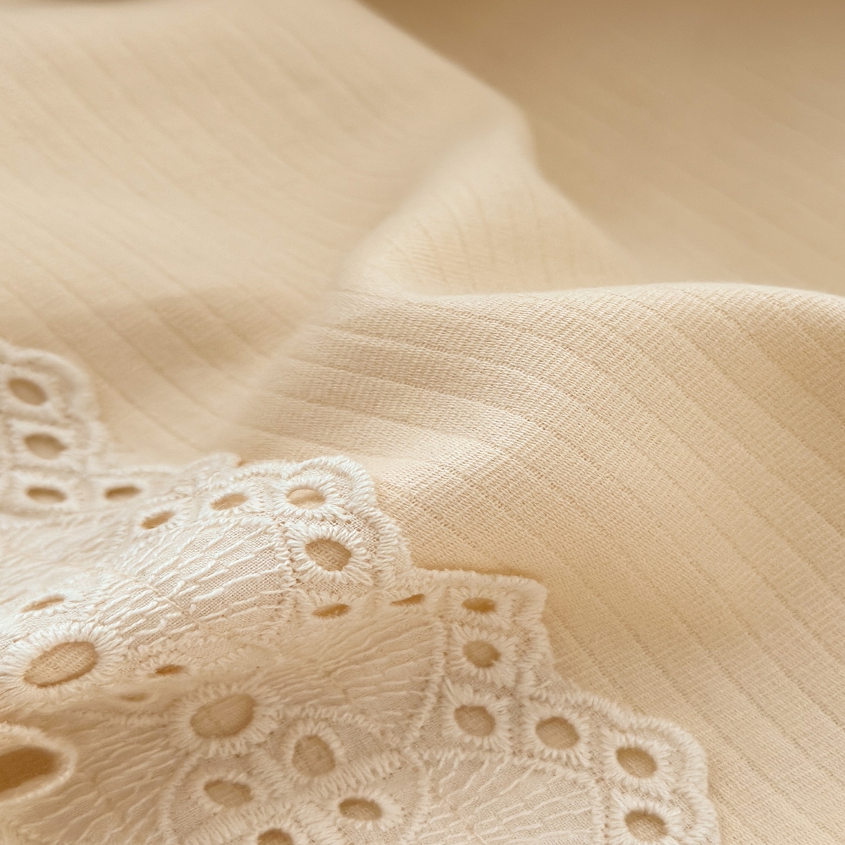 91家纺网 家纺一手货源 找家纺 （总）慕晨 2025新款小提花全棉磨毛四件套小清新花边公主风小碎花浪漫小红书直播热款