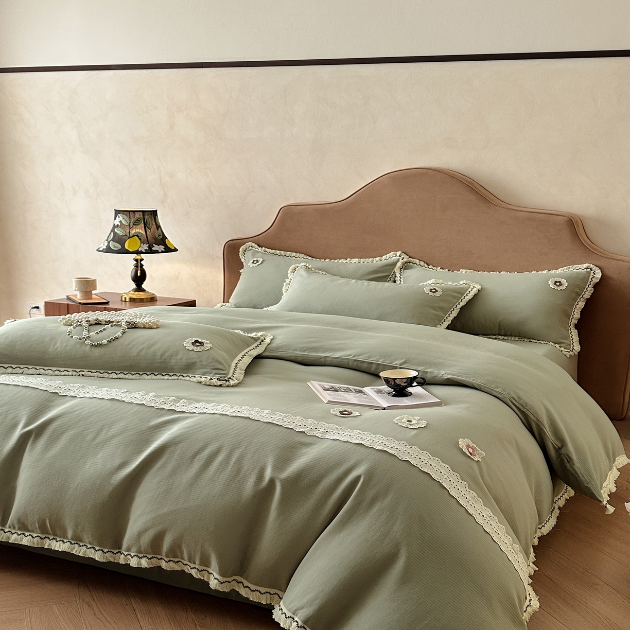 91家纺网 家纺一手货源 找家纺 慕晨 2025新款小提花全棉磨毛四件套小清新花边公主风小碎花浪漫小红书直播热款 薇尔-绿