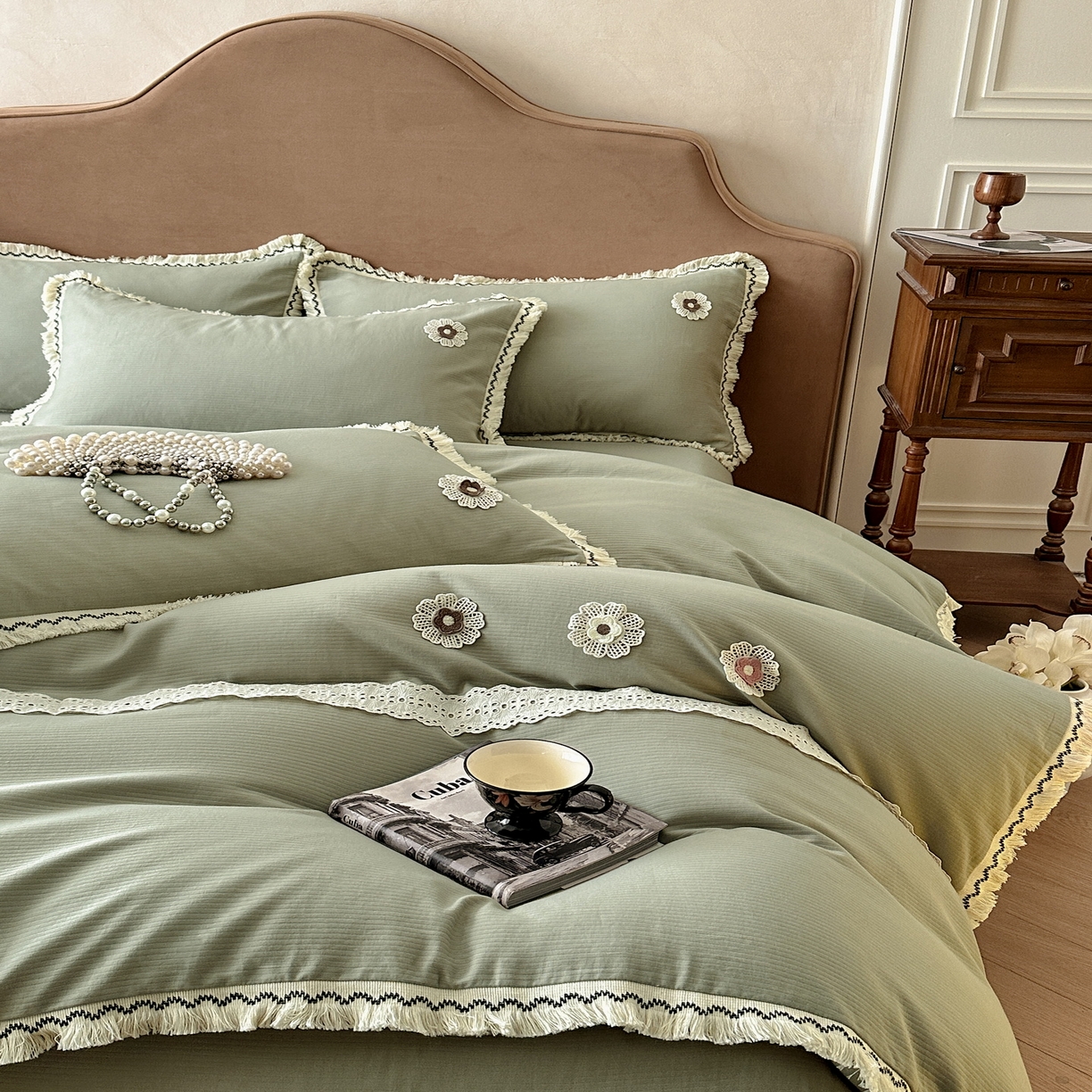 91家纺网 家纺一手货源 找家纺 慕晨 2025新款小提花全棉磨毛四件套小清新花边公主风小碎花浪漫小红书直播热款 薇尔-绿