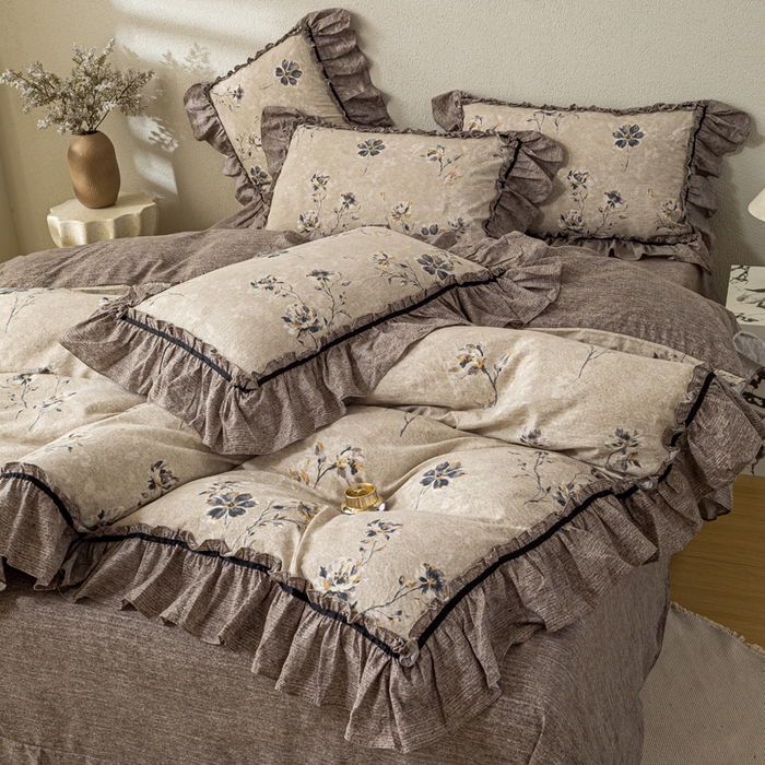 91家纺网 家纺一手货源 找家纺 大麦家纺 2025新款水洗亚麻花边四件套 浮生花语