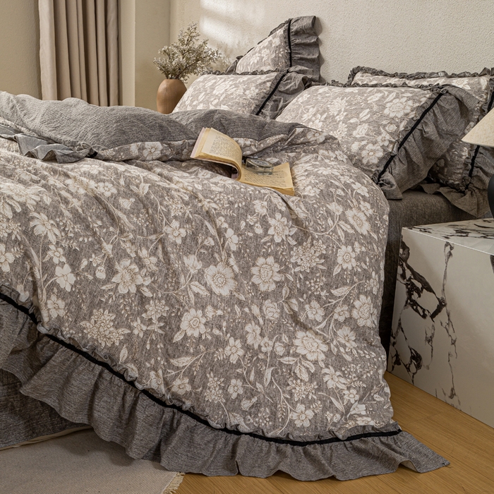 91家纺网 家纺一手货源 找家纺 大麦家纺 2025新款水洗亚麻花边四件套 山花浪漫