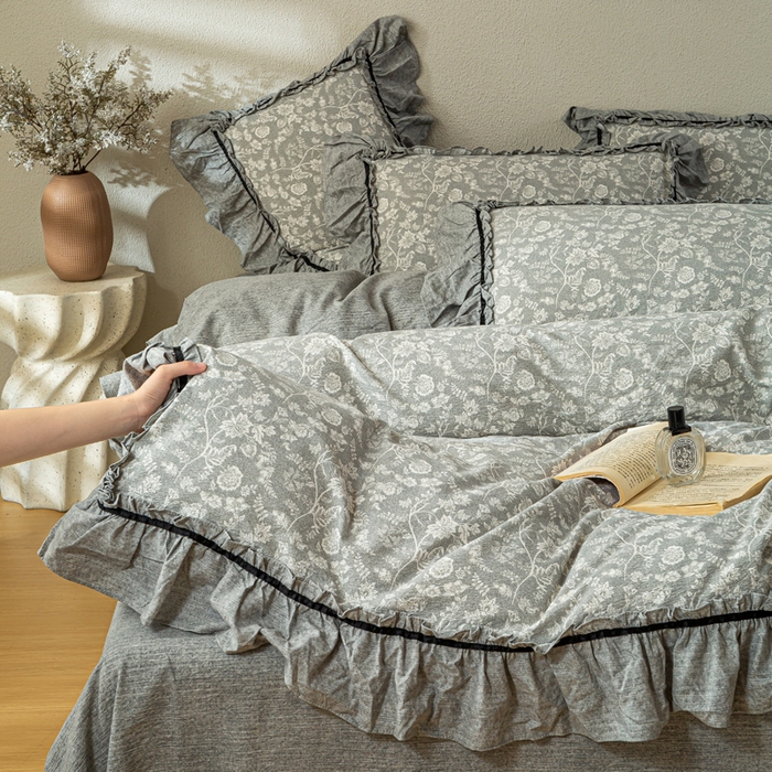 91家纺网 家纺一手货源 找家纺 大麦家纺 2025新款水洗亚麻花边四件套 海棠花溪