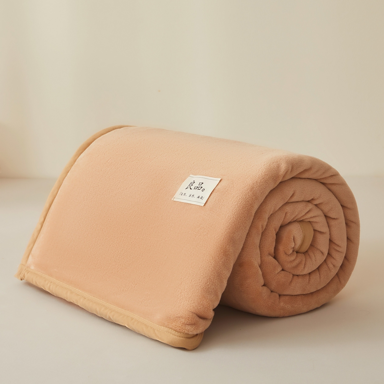 91家纺网 家纺一手货源 找家纺 （总）缦吉 2025新款加厚牛奶绒双面四季多功能毛毯毯子