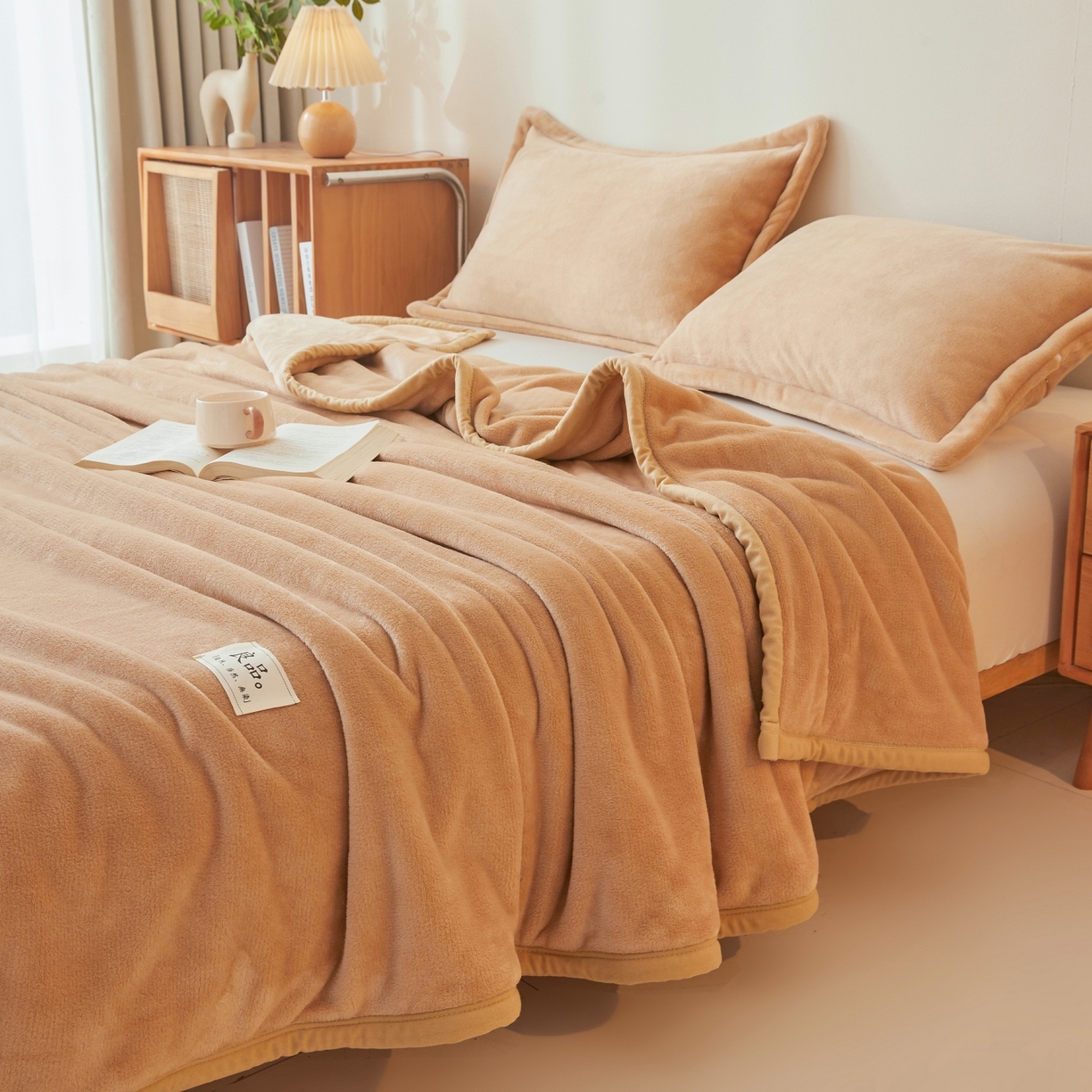 91家纺网 家纺一手货源 找家纺 （总）缦吉 2025新款加厚牛奶绒双面四季多功能毛毯毯子