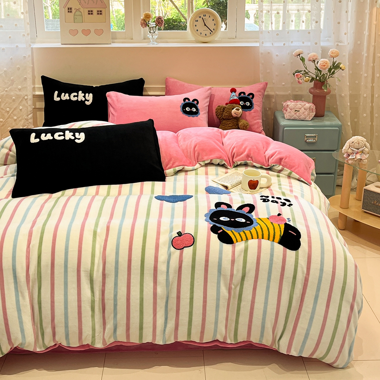 91家纺网 家纺一手货源 找家纺 （总）蓝邻家纺 2025新款牛奶绒卡通毛巾绣四件套