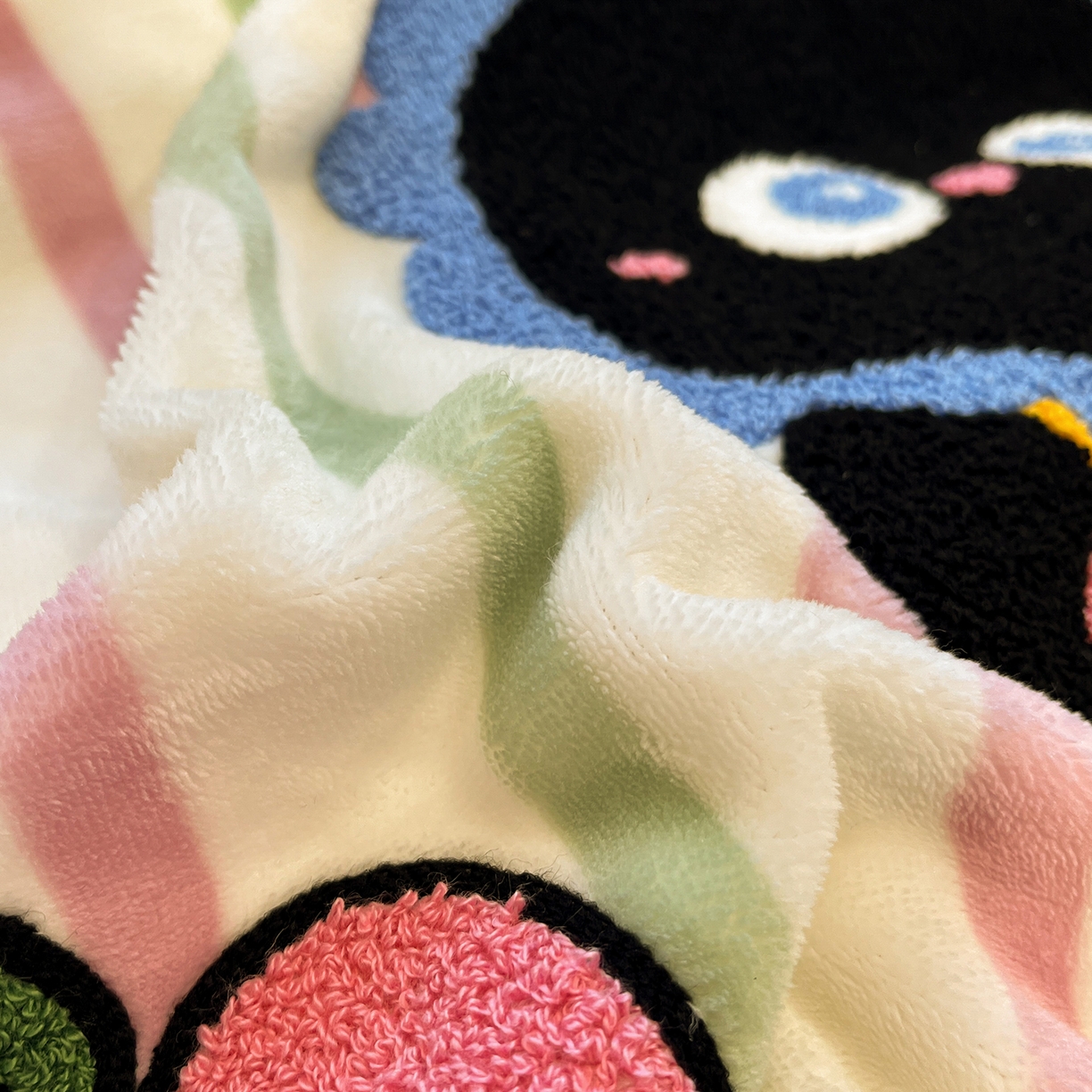 91家纺网 家纺一手货源 找家纺 （总）蓝邻家纺 2025新款牛奶绒卡通毛巾绣四件套