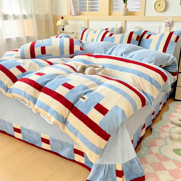 91家纺网 家纺一手货源 找家纺 找底底家纺 2025新款牛奶绒四件套（日发50套优惠8元一套） 几何条纹