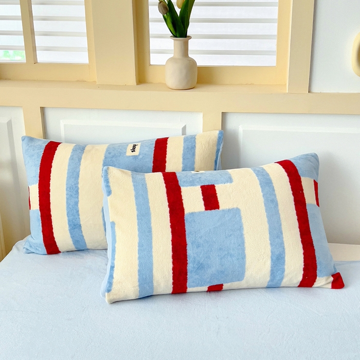 91家纺网 家纺一手货源 找家纺 找底底家纺 2025新款牛奶绒四件套（日发50套优惠8元一套） 几何条纹